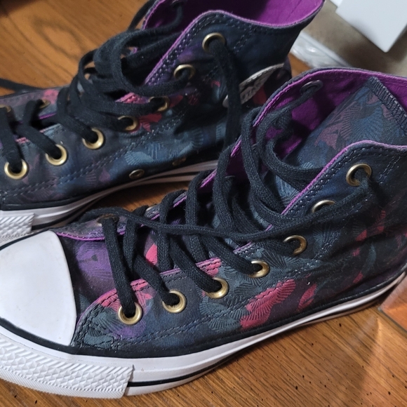 Converse - Picture 5 of 6